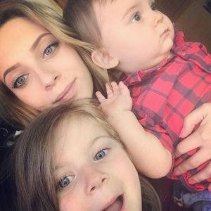 Meet your Posher, Emilee